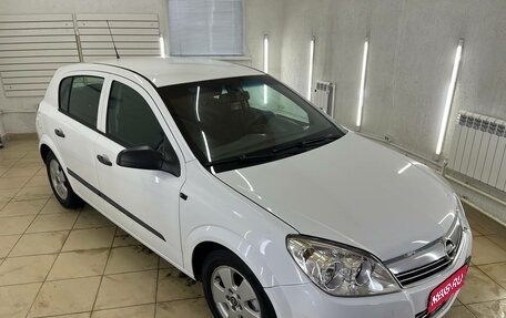 Opel Astra H, 2009 год, 557 000 рублей, 1 фотография