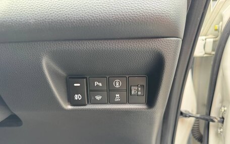 Honda Fit, 2020 год, 920 000 рублей, 13 фотография