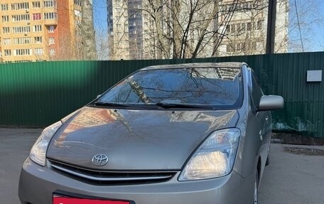 Toyota Prius, 2008 год, 680 000 рублей, 1 фотография