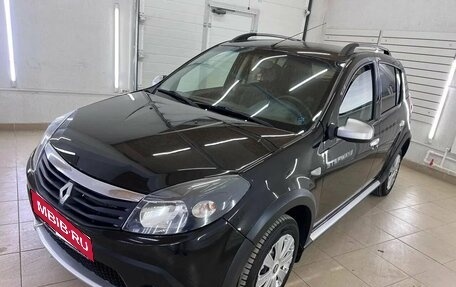 Renault Sandero I, 2013 год, 847 000 рублей, 1 фотография