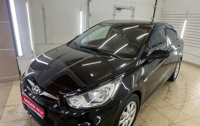 Hyundai Solaris II рестайлинг, 2011 год, 930 000 рублей, 1 фотография