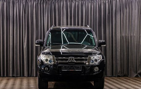 Mitsubishi Pajero IV, 2013 год, 1 795 000 рублей, 2 фотография