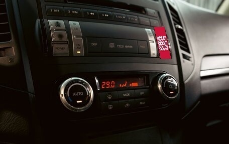 Mitsubishi Pajero IV, 2013 год, 1 795 000 рублей, 16 фотография