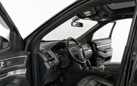 Ford Explorer VI, 2016 год, 2 993 000 рублей, 5 фотография