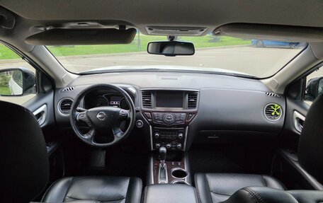 Nissan Pathfinder, 2014 год, 1 850 000 рублей, 11 фотография