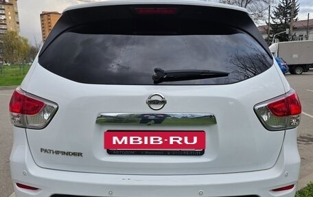 Nissan Pathfinder, 2014 год, 1 850 000 рублей, 4 фотография