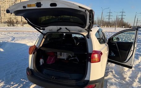 Toyota RAV4, 2013 год, 2 200 000 рублей, 6 фотография