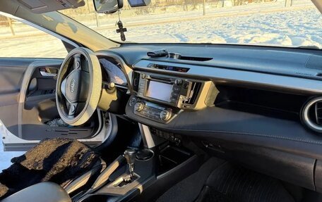 Toyota RAV4, 2013 год, 2 200 000 рублей, 15 фотография