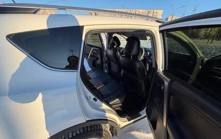 Toyota RAV4, 2013 год, 2 200 000 рублей, 13 фотография