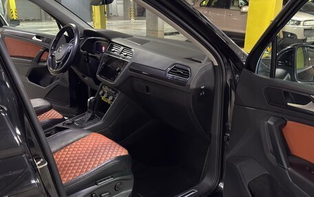 Volkswagen Tiguan II, 2019 год, 2 950 000 рублей, 11 фотография