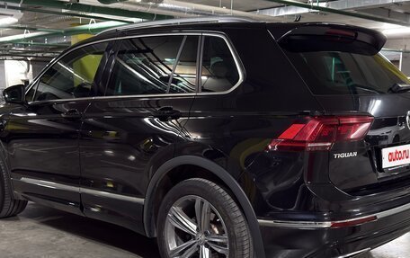 Volkswagen Tiguan II, 2019 год, 2 950 000 рублей, 4 фотография