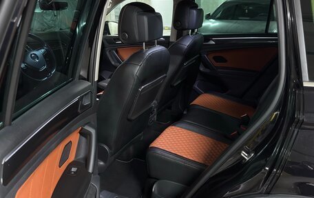 Volkswagen Tiguan II, 2019 год, 2 950 000 рублей, 10 фотография