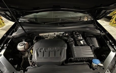 Volkswagen Tiguan II, 2019 год, 2 950 000 рублей, 18 фотография