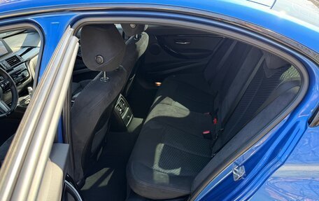 BMW 3 серия, 2017 год, 2 890 000 рублей, 26 фотография