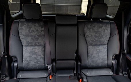 Toyota 4Runner, 2025 год, 11 780 000 рублей, 23 фотография