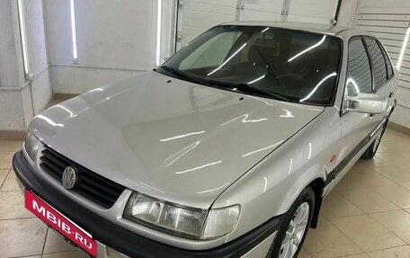 Volkswagen Passat B4, 1996 год, 335 000 рублей, 2 фотография
