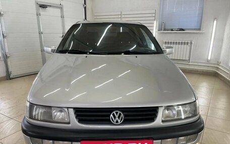 Volkswagen Passat B4, 1996 год, 335 000 рублей, 4 фотография