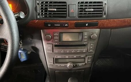 Toyota Avensis III рестайлинг, 2008 год, 1 127 000 рублей, 24 фотография