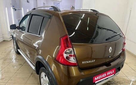 Renault Sandero I, 2014 год, 997 000 рублей, 10 фотография