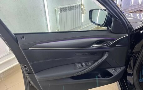 BMW 5 серия, 2022 год, 5 430 000 рублей, 14 фотография