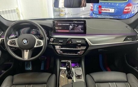 BMW 5 серия, 2022 год, 5 430 000 рублей, 26 фотография