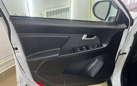 KIA Sportage III, 2013 год, 1 380 000 рублей, 33 фотография