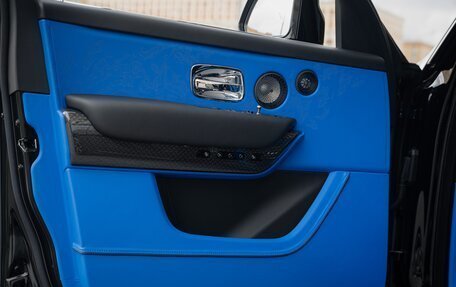 Rolls-Royce Cullinan, 2026 год, 78 000 000 рублей, 17 фотография