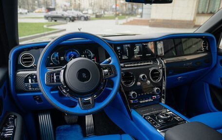 Rolls-Royce Cullinan, 2026 год, 78 000 000 рублей, 25 фотография