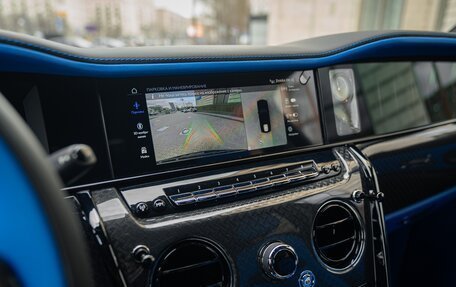 Rolls-Royce Cullinan, 2026 год, 78 000 000 рублей, 26 фотография