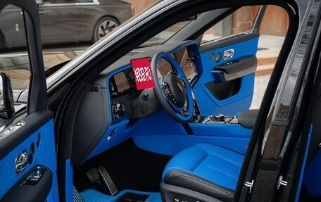 Rolls-Royce Cullinan, 2026 год, 78 000 000 рублей, 19 фотография