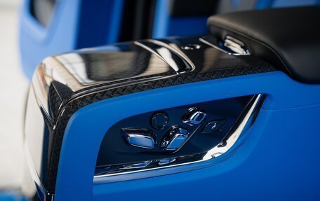 Rolls-Royce Cullinan, 2026 год, 78 000 000 рублей, 36 фотография