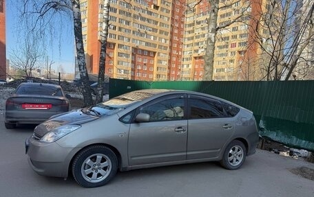 Toyota Prius, 2008 год, 680 000 рублей, 4 фотография