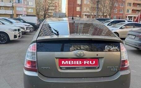 Toyota Prius, 2008 год, 680 000 рублей, 2 фотография