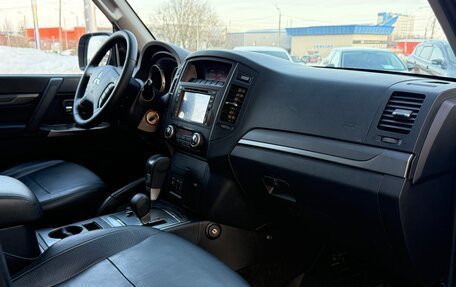 Mitsubishi Pajero IV, 2012 год, 2 170 000 рублей, 12 фотография