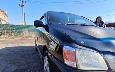 Toyota Gaia, 2001 год, 550 000 рублей, 4 фотография