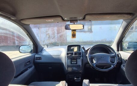 Toyota Gaia, 2001 год, 550 000 рублей, 19 фотография