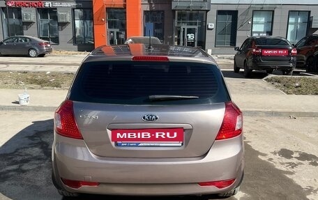 KIA cee'd I рестайлинг, 2010 год, 650 000 рублей, 2 фотография