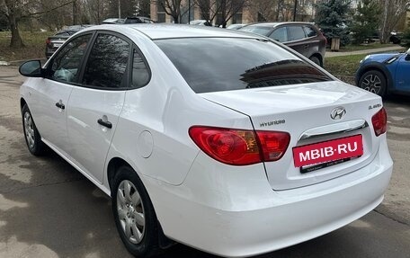 Hyundai Elantra IV, 2010 год, 890 000 рублей, 4 фотография