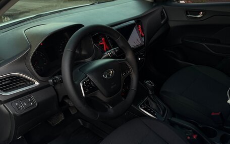 Hyundai Solaris II рестайлинг, 2018 год, 1 200 000 рублей, 7 фотография