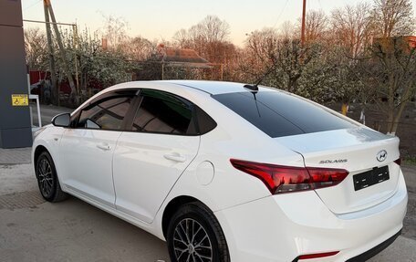 Hyundai Solaris II рестайлинг, 2018 год, 1 200 000 рублей, 5 фотография