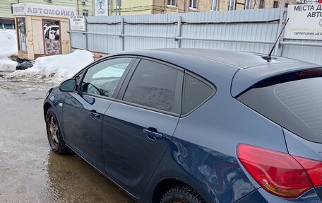 Opel Astra J, 2011 год, 450 000 рублей, 3 фотография