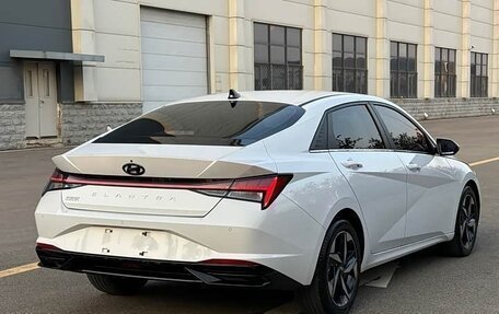 Hyundai Elantra, 2022 год, 1 740 000 рублей, 6 фотография