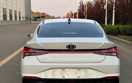 Hyundai Elantra, 2022 год, 1 740 000 рублей, 5 фотография