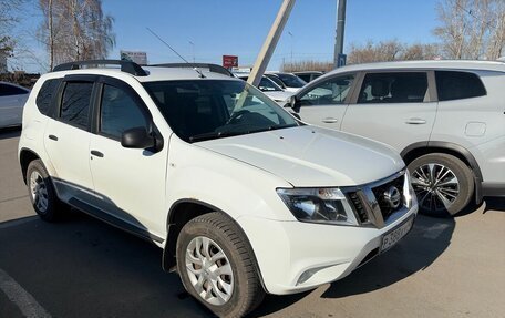 Nissan Terrano III, 2014 год, 989 000 рублей, 4 фотография
