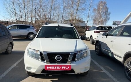 Nissan Terrano III, 2014 год, 989 000 рублей, 2 фотография