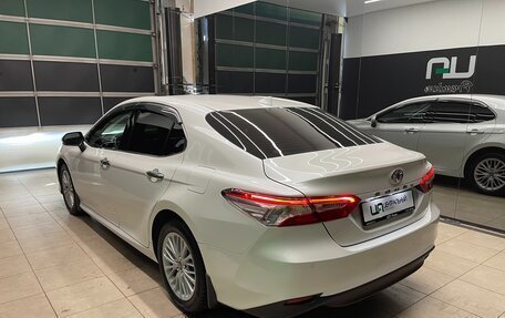 Toyota Camry, 2020 год, 3 400 000 рублей, 4 фотография