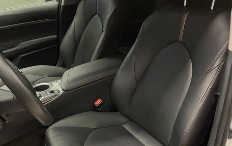 Toyota Camry, 2020 год, 3 400 000 рублей, 12 фотография