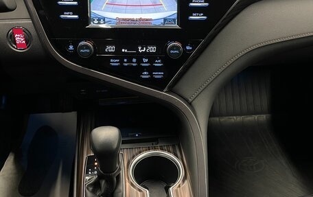 Toyota Camry, 2020 год, 3 400 000 рублей, 14 фотография