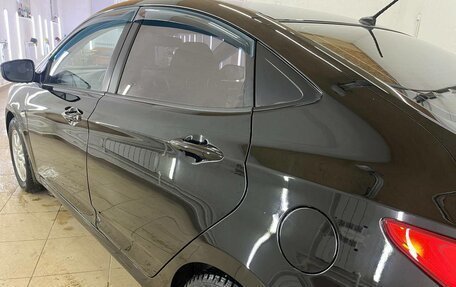 Hyundai Solaris II рестайлинг, 2011 год, 930 000 рублей, 6 фотография