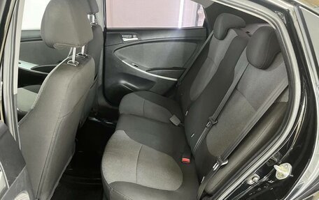 Hyundai Solaris II рестайлинг, 2011 год, 930 000 рублей, 27 фотография